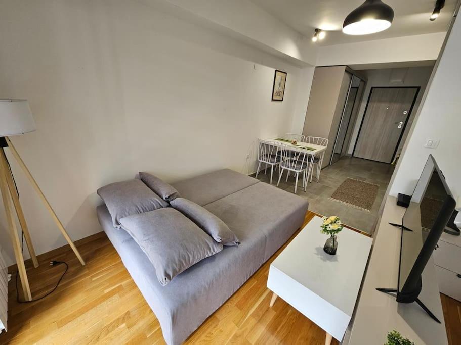 Milo Apartment Skopje Extérieur photo